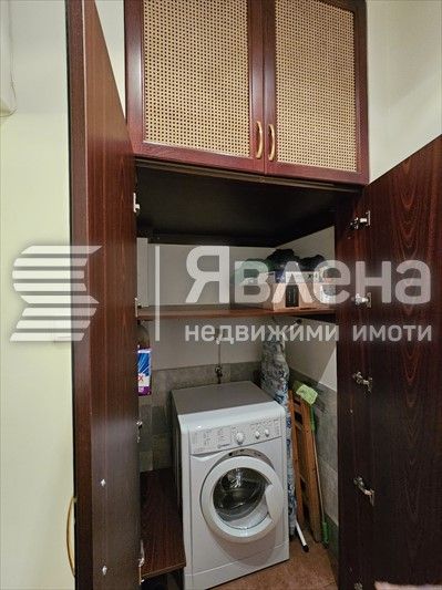 Дава се под наем Двустаен апартамент в София, Център - 82 кв.м за 650 € - Снимка #1