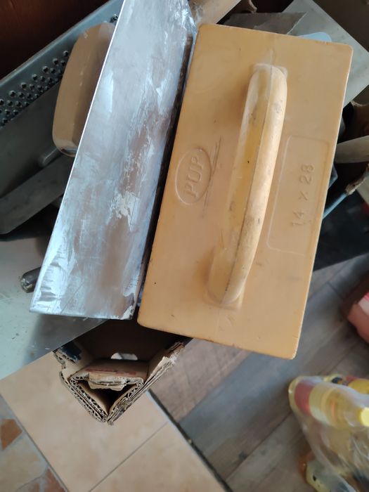 Уреди за шпакловане