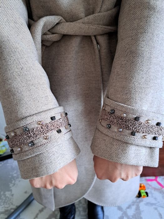 Продам польто  не дорого