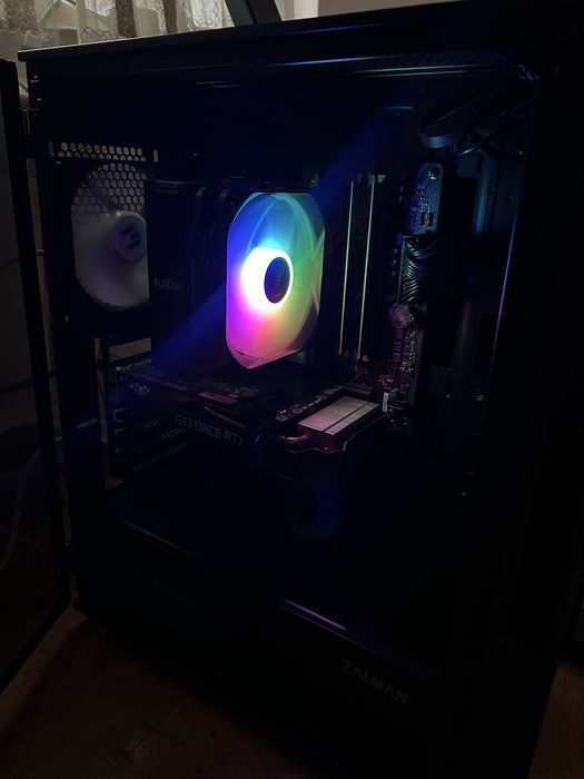 Игровой компьютер в отличном состоянии