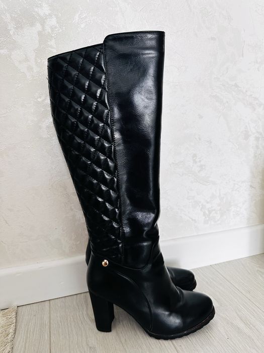 Продам зимние сапоги