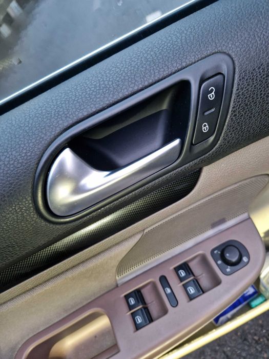VOLKSWAGEN Golf 2011 — imagine 3