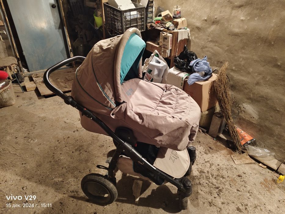 Продам коляску Zippy в отличном состоянии