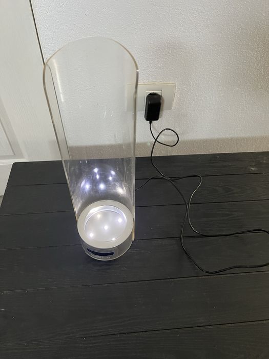 Suport luminos pentru sticle