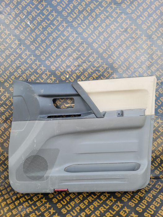 Обшивка дверей Монтеро