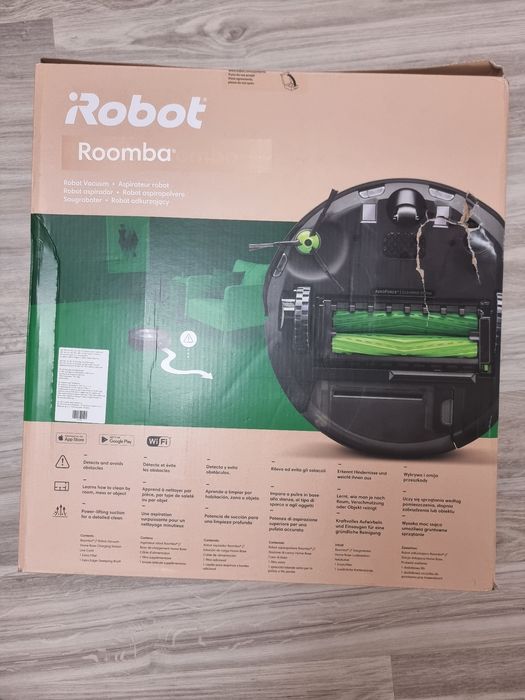 Robot roomba vacuum j7