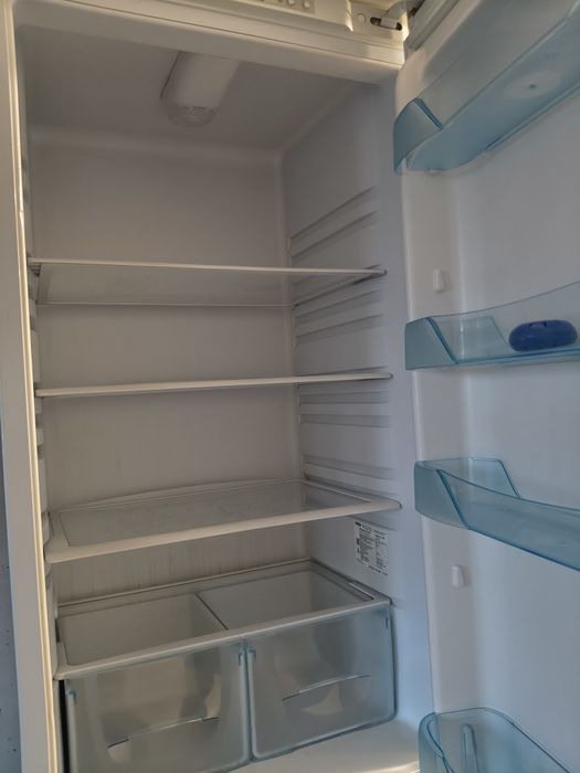 Продам холодильник Бирюса