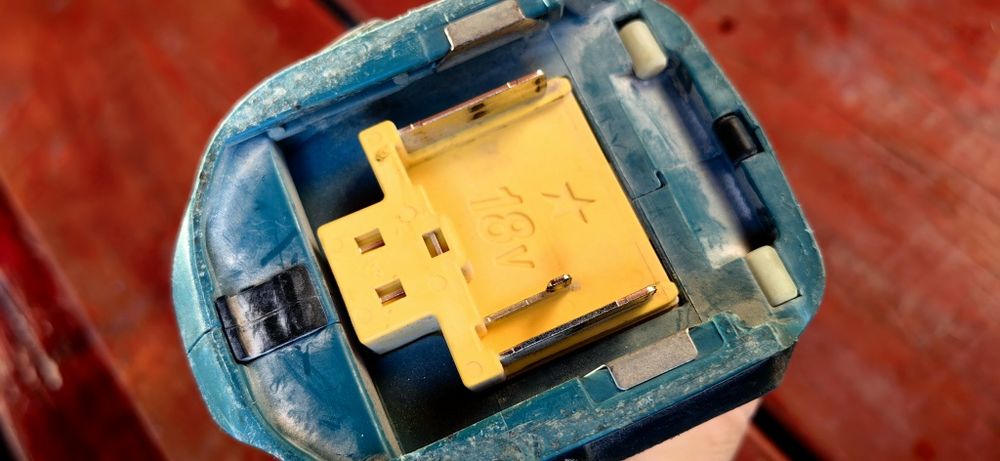 Multifuncțional multicutter Makita 18V