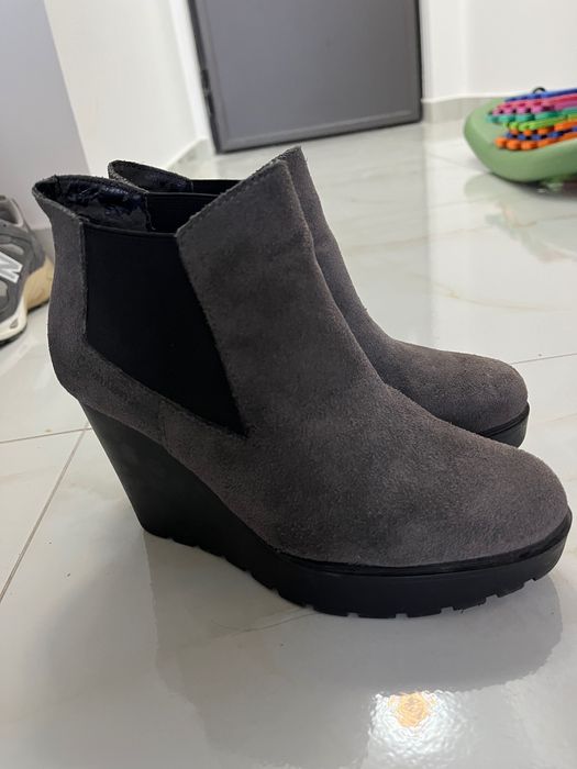 Botine de primavara cu platforma, CK, marimea 35 piele naturala