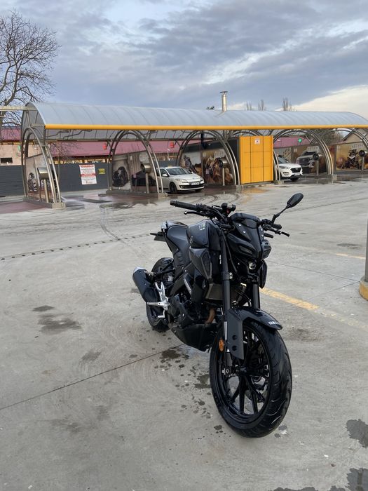 Vand yamaha mt 125 sau schimb cu platforma auto/trailer