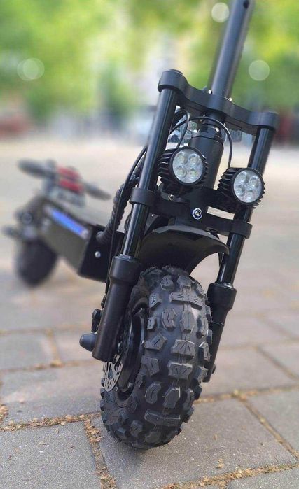 Trotineta Electrica - Noua cu Motor 2600w 52v18ah scuter naveta Nou