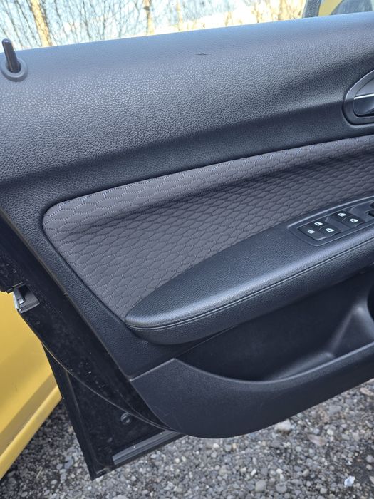 Vand  4fete de usa alcantara bmw f20