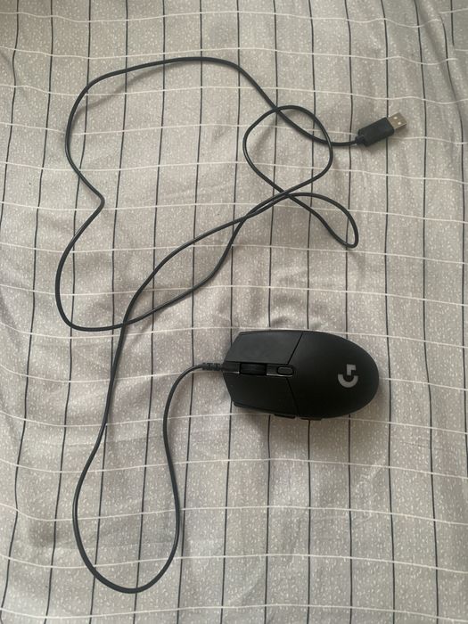 Продается мышка logitech g102