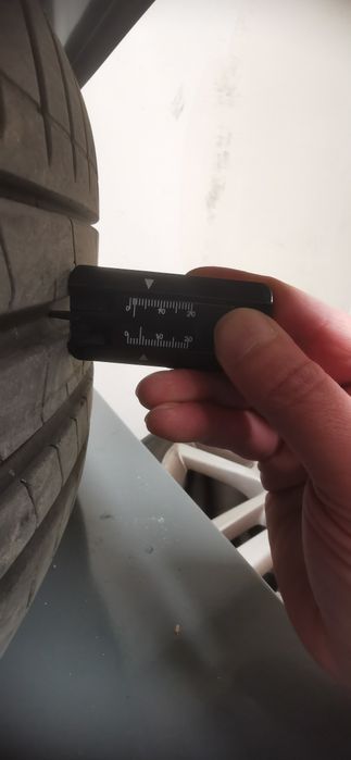 Pirelli P-Zero PZ 4 245 40 19