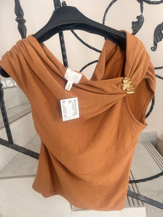 Bluza H&M cu detaliu auriu
