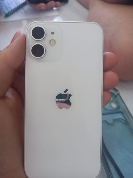 Продам айфон 12 мини