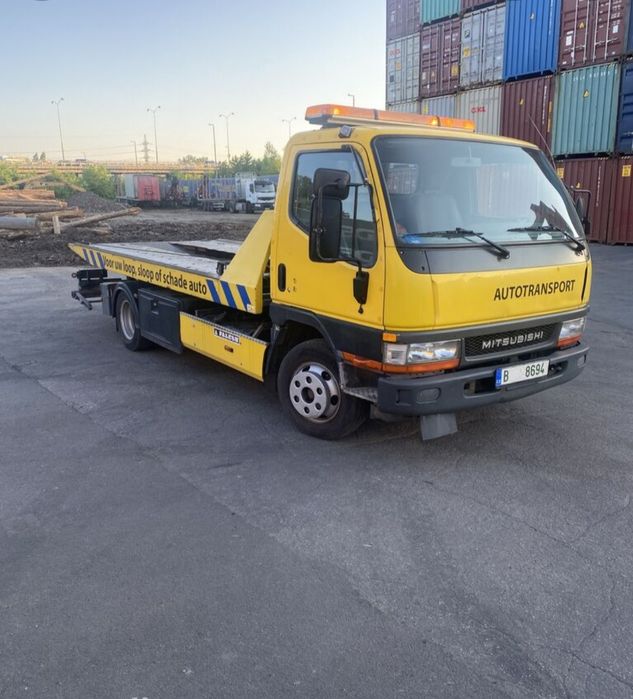 Услуги эвакуатора 24/7