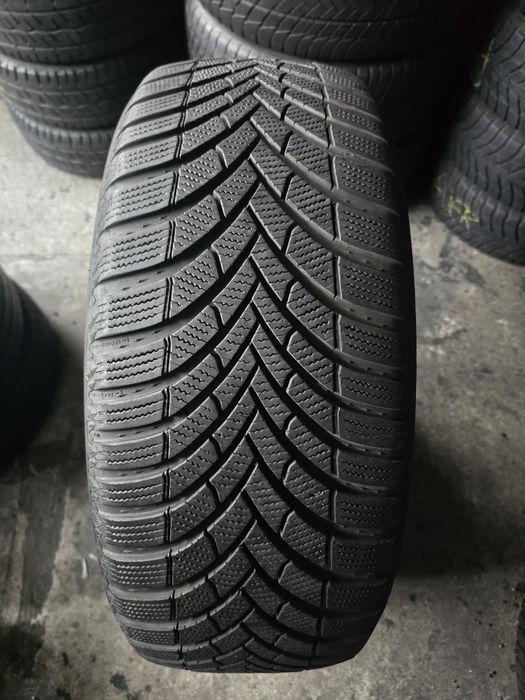 Semperit 235/55 R18 104V MS iarnă