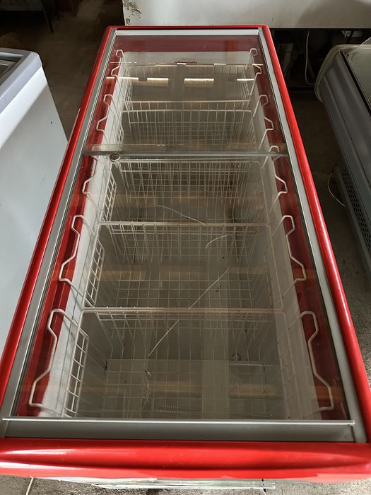 Продам Морозильник