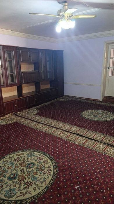 Qarshi shahrida 3 xonali uy ijaraga beriladi FAQAT OILAGA!!!