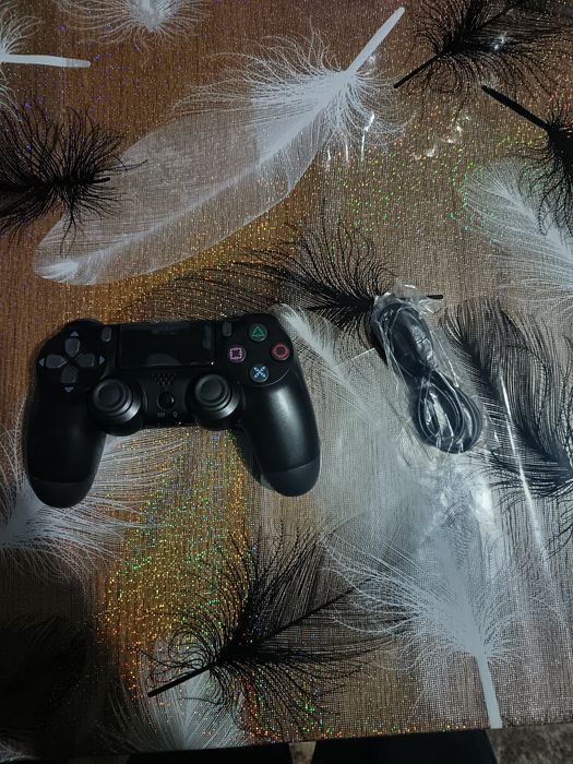 Vând controler  nou  nouț ps 4