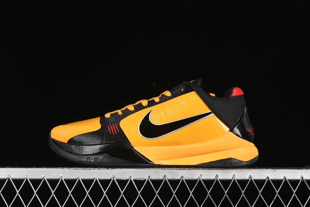 Kobe adidasi de baschet