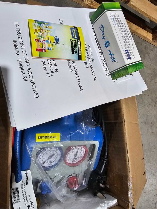 Станция за изтегляне на фреон Promax RG 3000-E - за R32 и R1234y