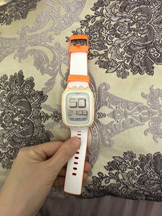 Часы Швейцарские