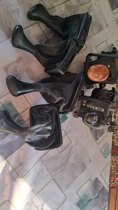 Мерс.Е.124 Зап по Салону.