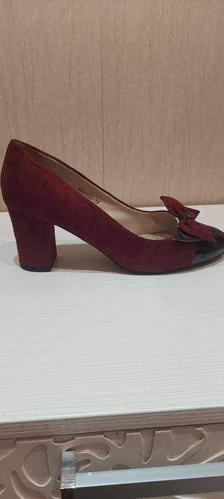 Туфли TACCARDI , Очень красивые и удобные .