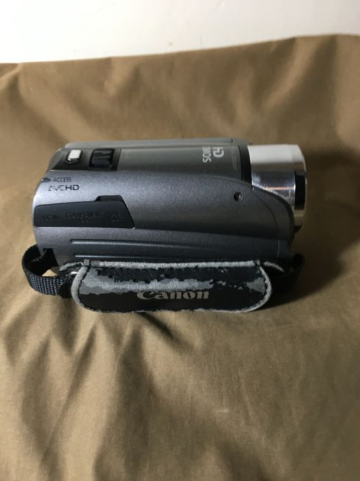 Canon Legria HF R205