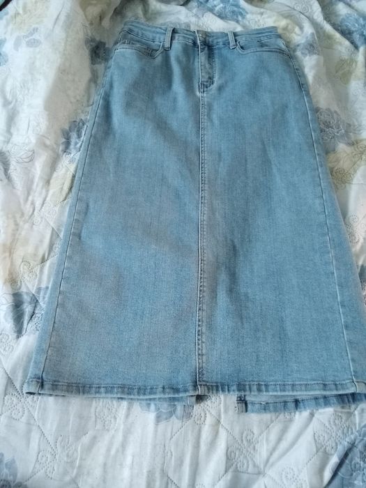 Продам 2 одежда женская