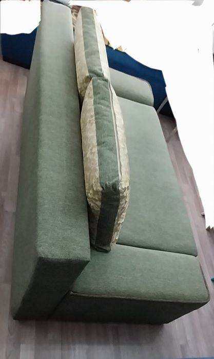 Срочно продам диван тахта