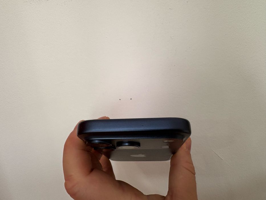 Iphone 17 Pro, Deep Blue, pentru piese