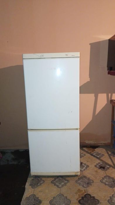 Холодильник бушный