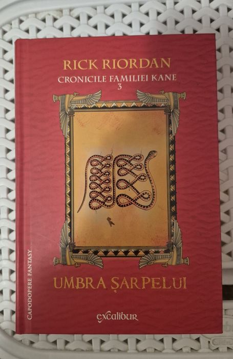 Carte Umbra Șarpelui, stare bună