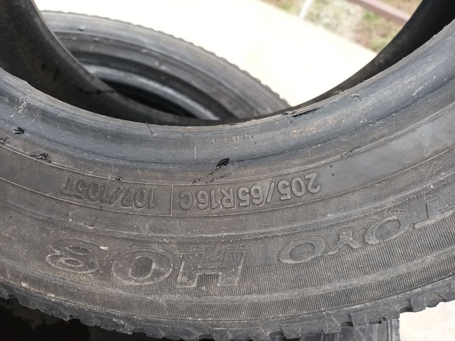Anvelope 205 65 16C  // 215 75 16C vară // 195 75 16C