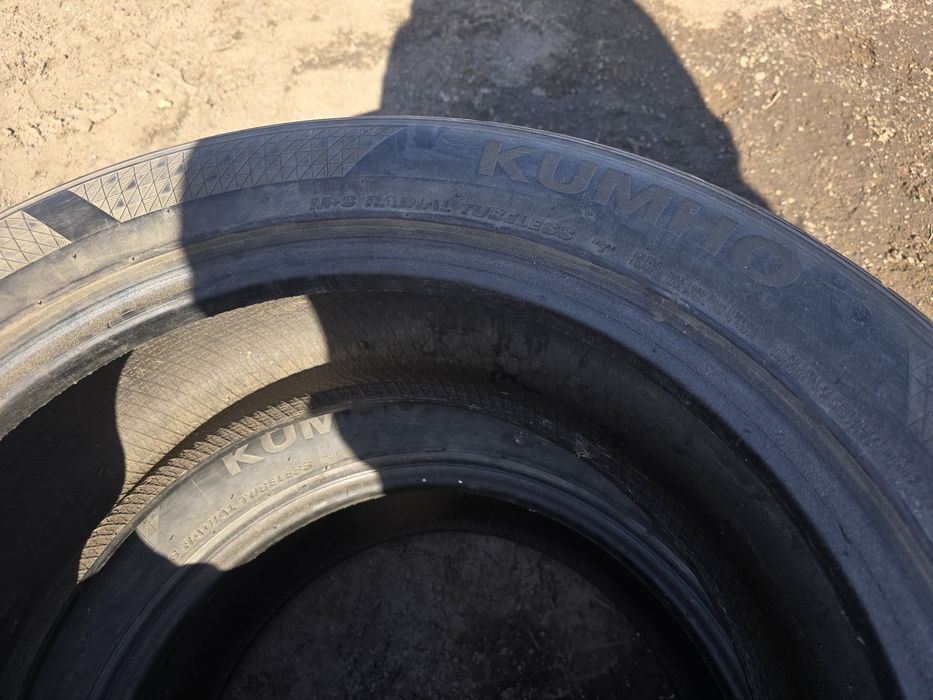 Продам б/у шины 235/55R18