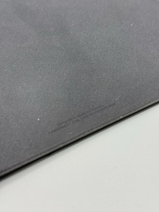 Apple Magic Smart Folio | iPad Pro 13 Inch | M4 / M5  | Neagra