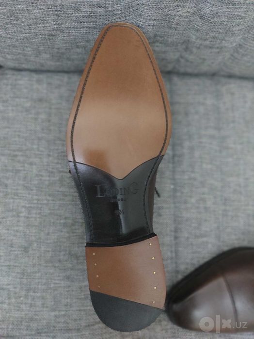 Мужская кожанная обувь фирмы LODING SHOES
