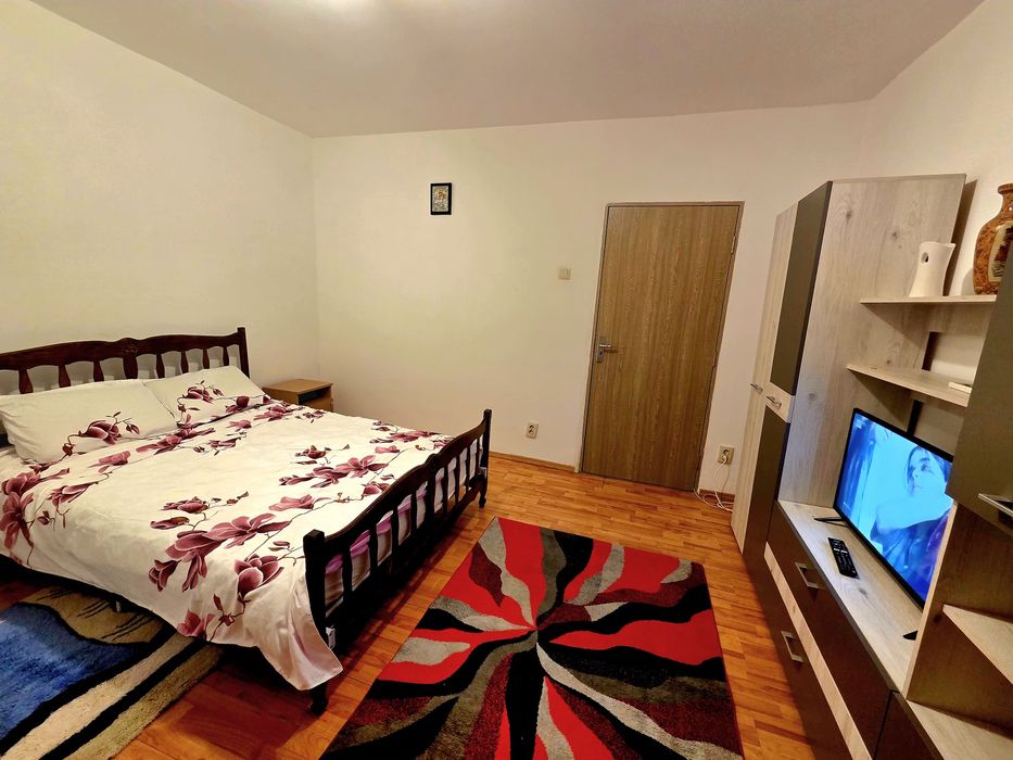 Garsoniera de închiriat