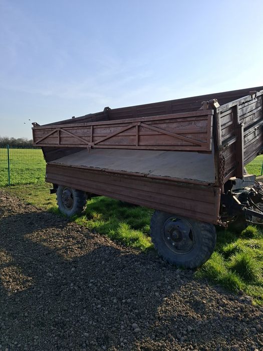 Vând remorcă de 7 tone