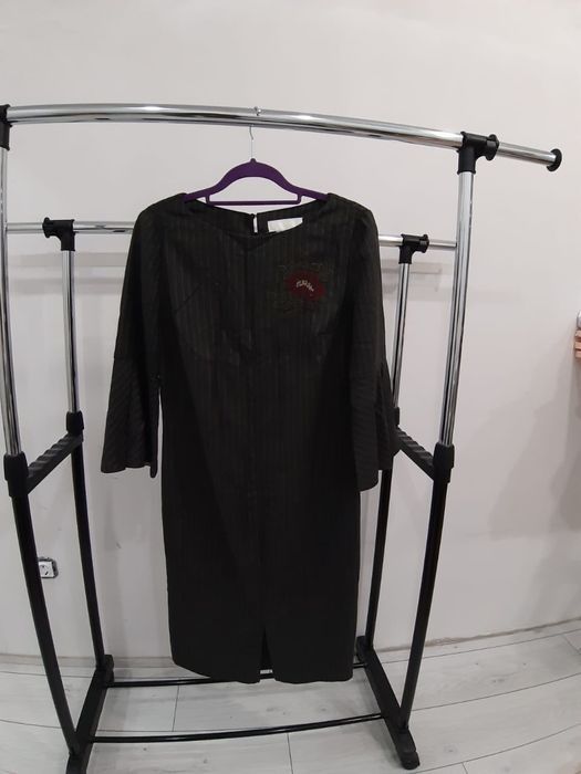 Продам красивые  разные платья