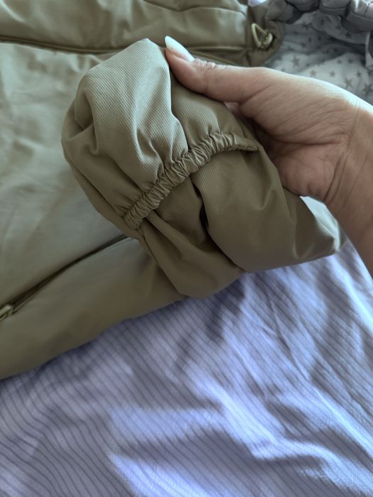 Продам демисезонный комбинезон