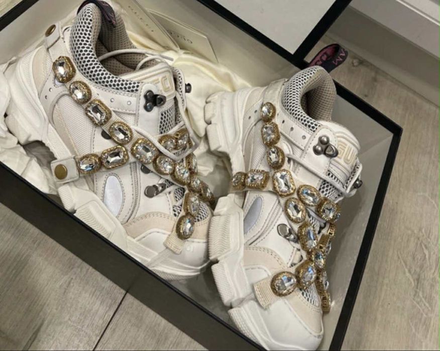 Adidasi Gucci cu cristale