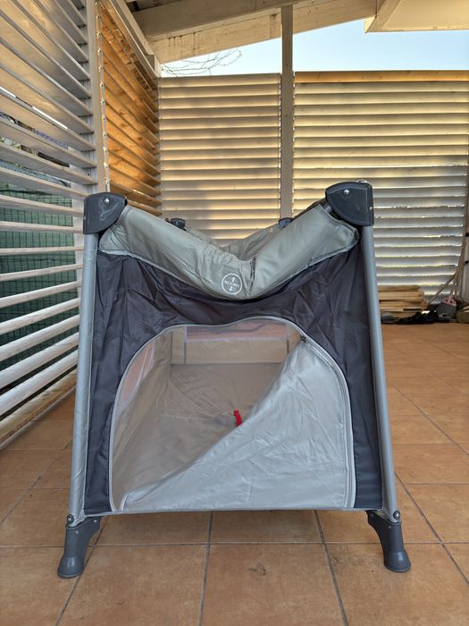 Patut pliabil pentru copii in stare f buna