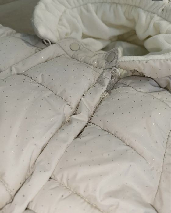 Продам комбинезон размер 68