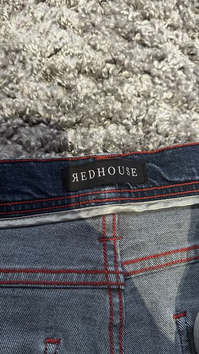 Blugi Redhouse ca noi
