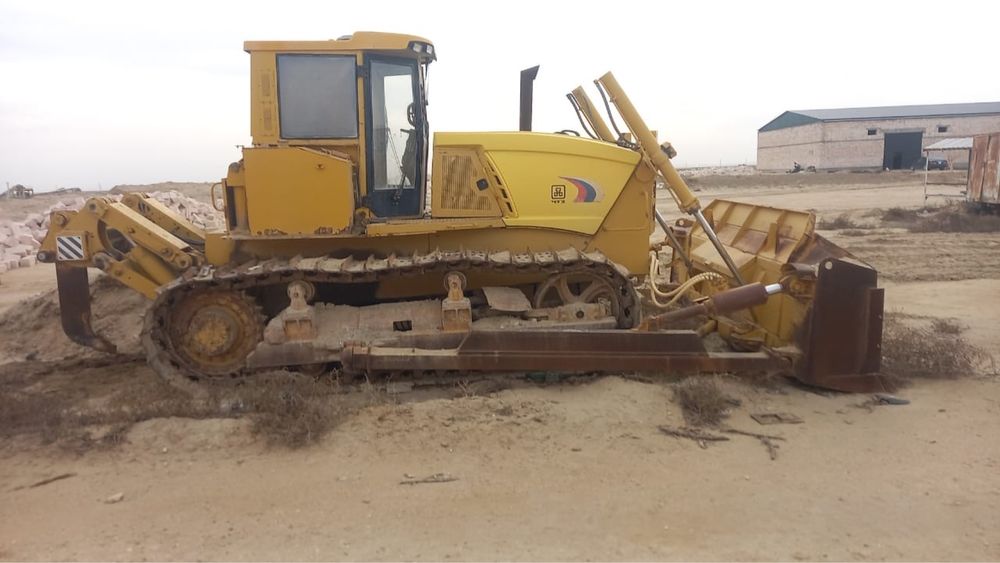 В хорошем, рабочем состоянии, всё работает.