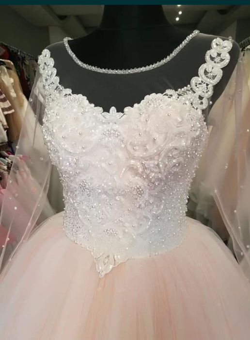Rochie de mireasa printesa
